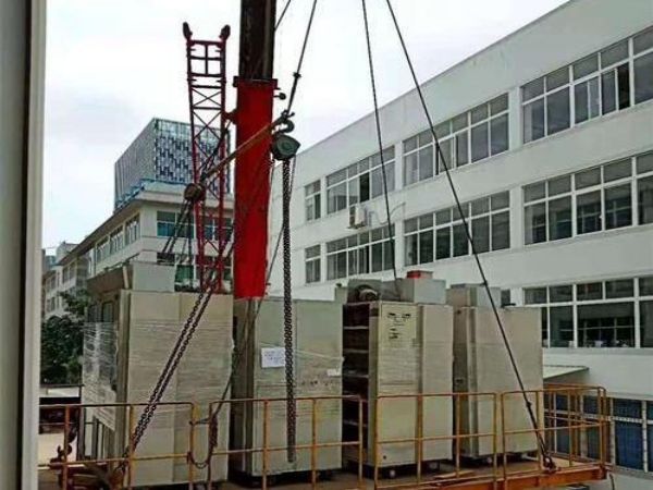 义安区吊车出租_找吊车出租需要吊装机器，哪一家做